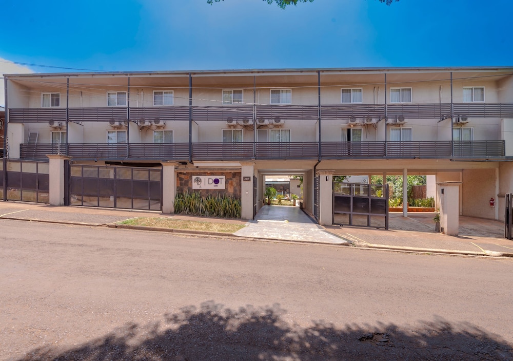 Inga Apart & Suites main