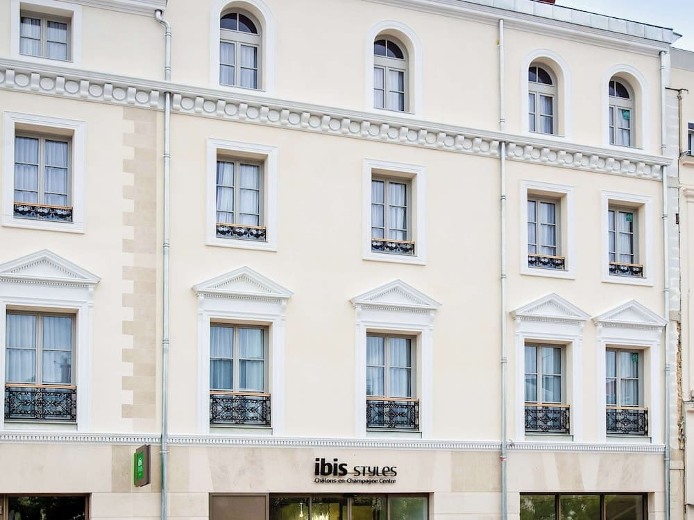 Ibis Styles Chalons-En-Champagne Centre main