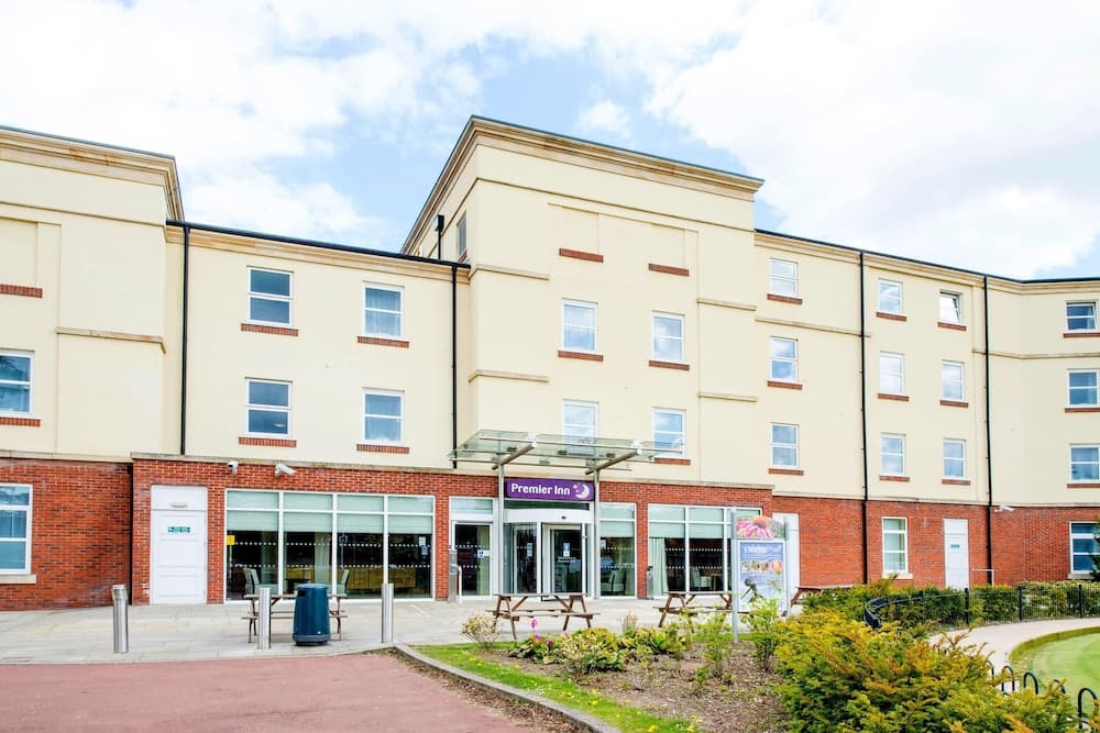 Premier Inn Stoke/Trentham Gardens main