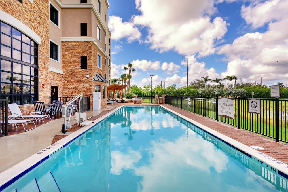 Staybridge Suites Fort Lauderdale Airport - West main