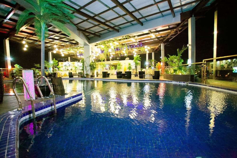Lace Boutique Hotel main