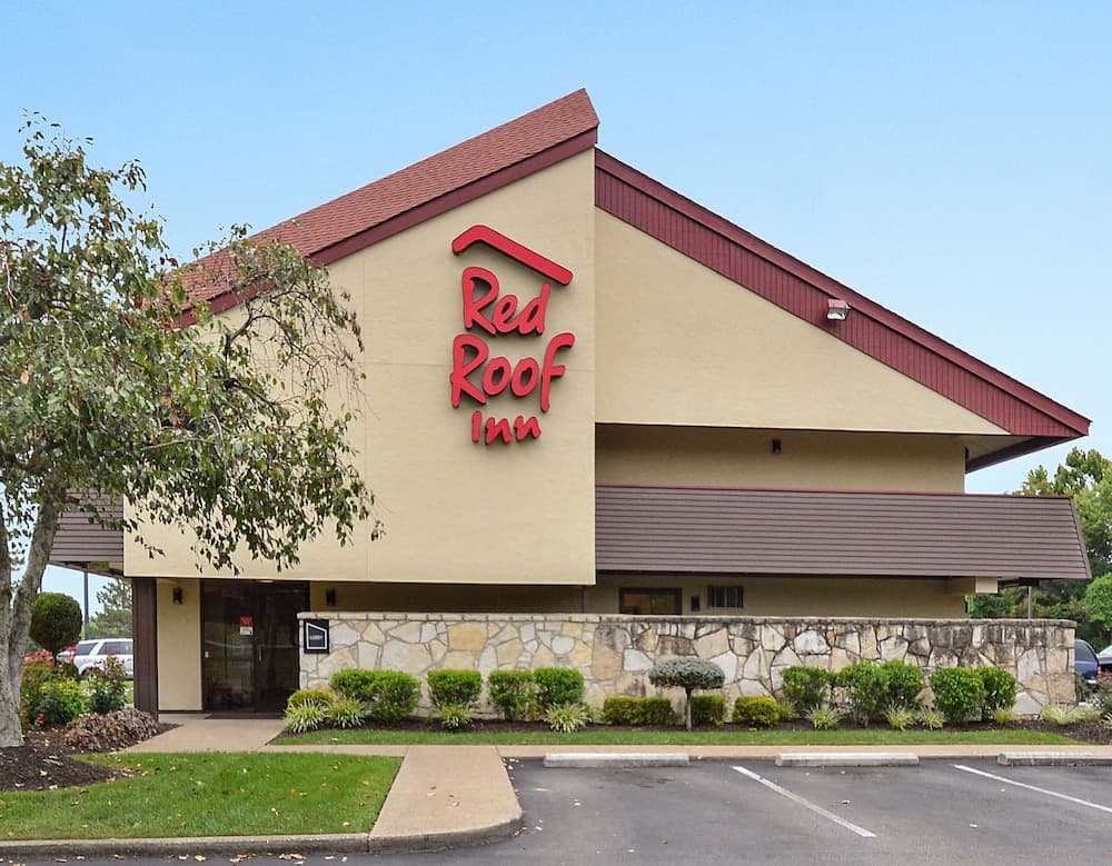 Red Roof Inn Huntington main