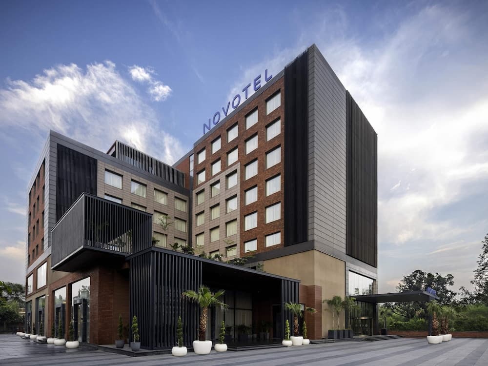 Novotel Chandigarh Tribune Chowk main