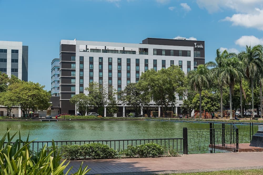 Seda Capitol Central main
