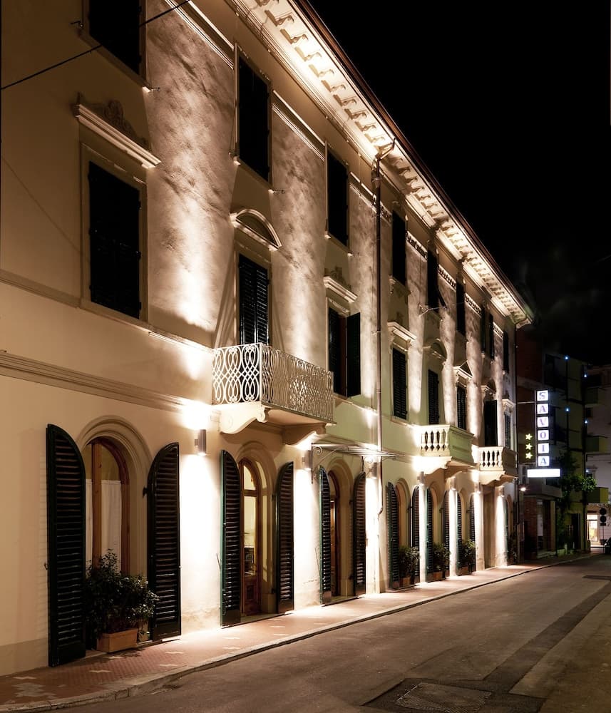 Hotel Savoia & Campana main