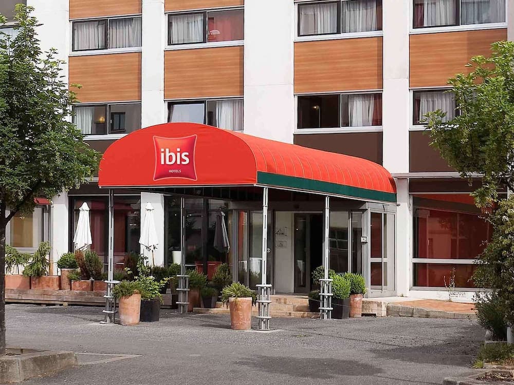 Ibis Annemasse main