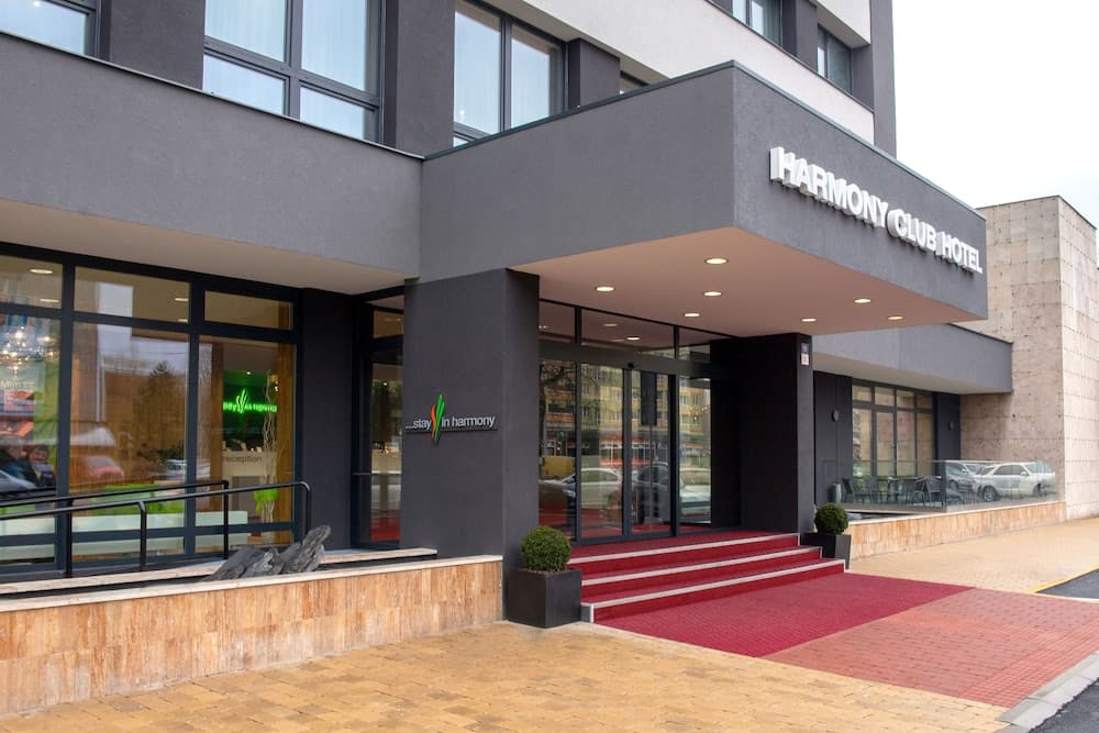 Harmony Club Hotel main