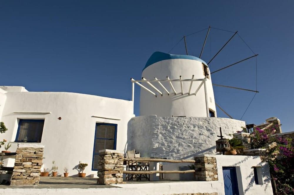 Windmill Bella Vista main