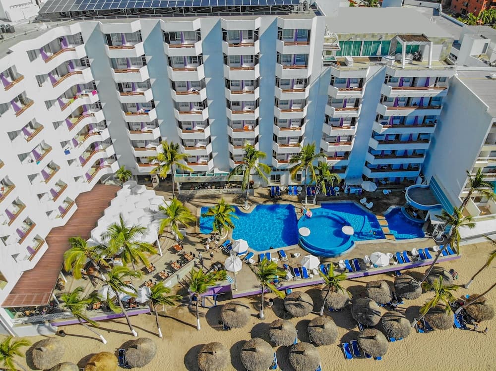 Oceano Palace Beach Hotel main