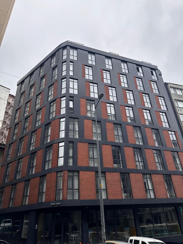 Bird Nest Suites main