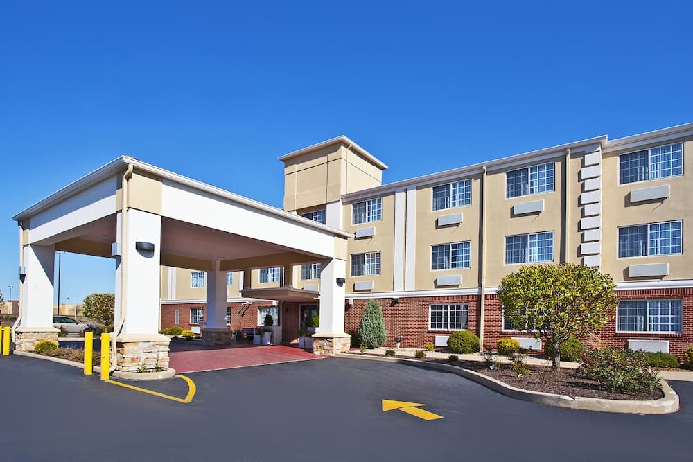Holiday Inn Express And Suites Wabash main