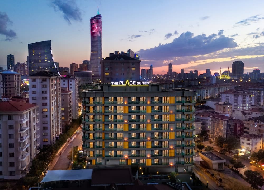 The Place Suites Ataayehir main