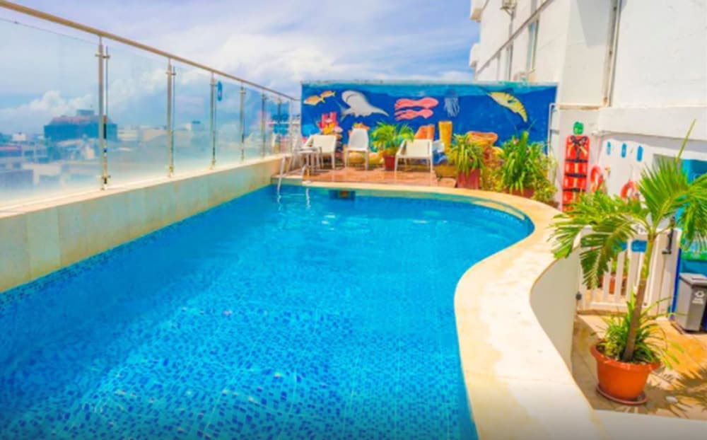 Hotel On Vacation Tower All Inclusive main