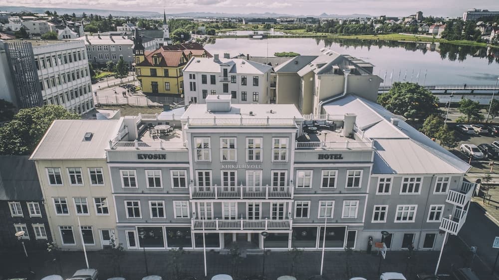 Kvosin Hotel main