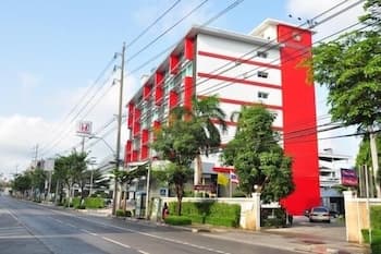 Thamrongin Hotel main