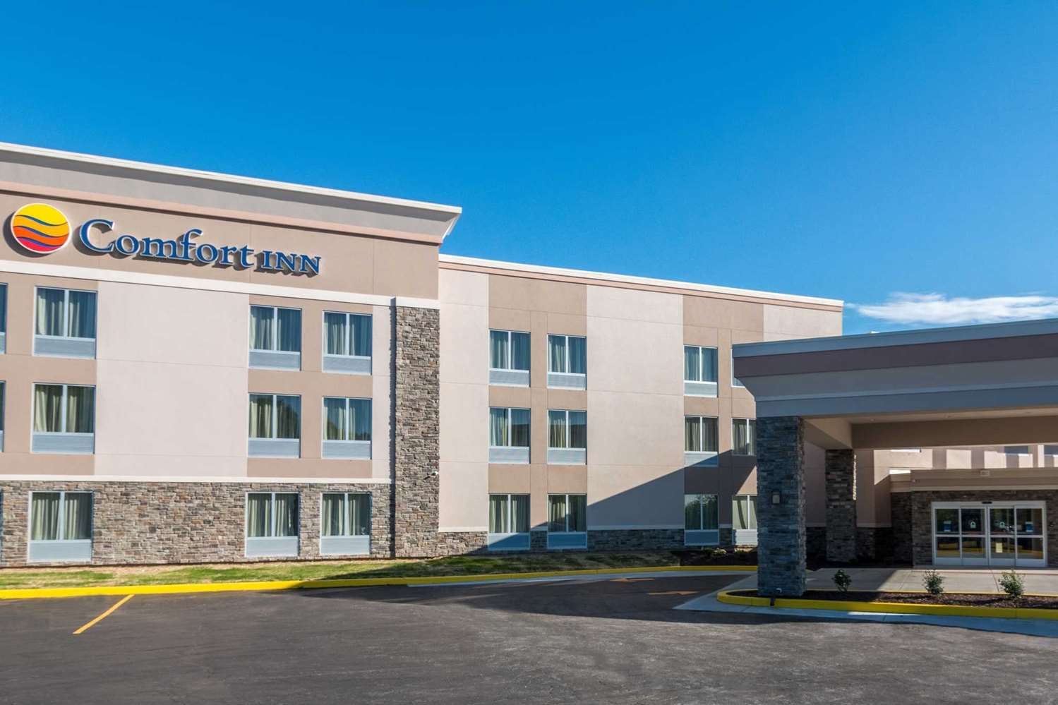 Comfort Inn Edwardsville - St. Louis main