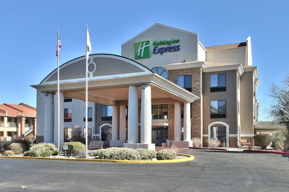 Holiday Inn Express Socorro main