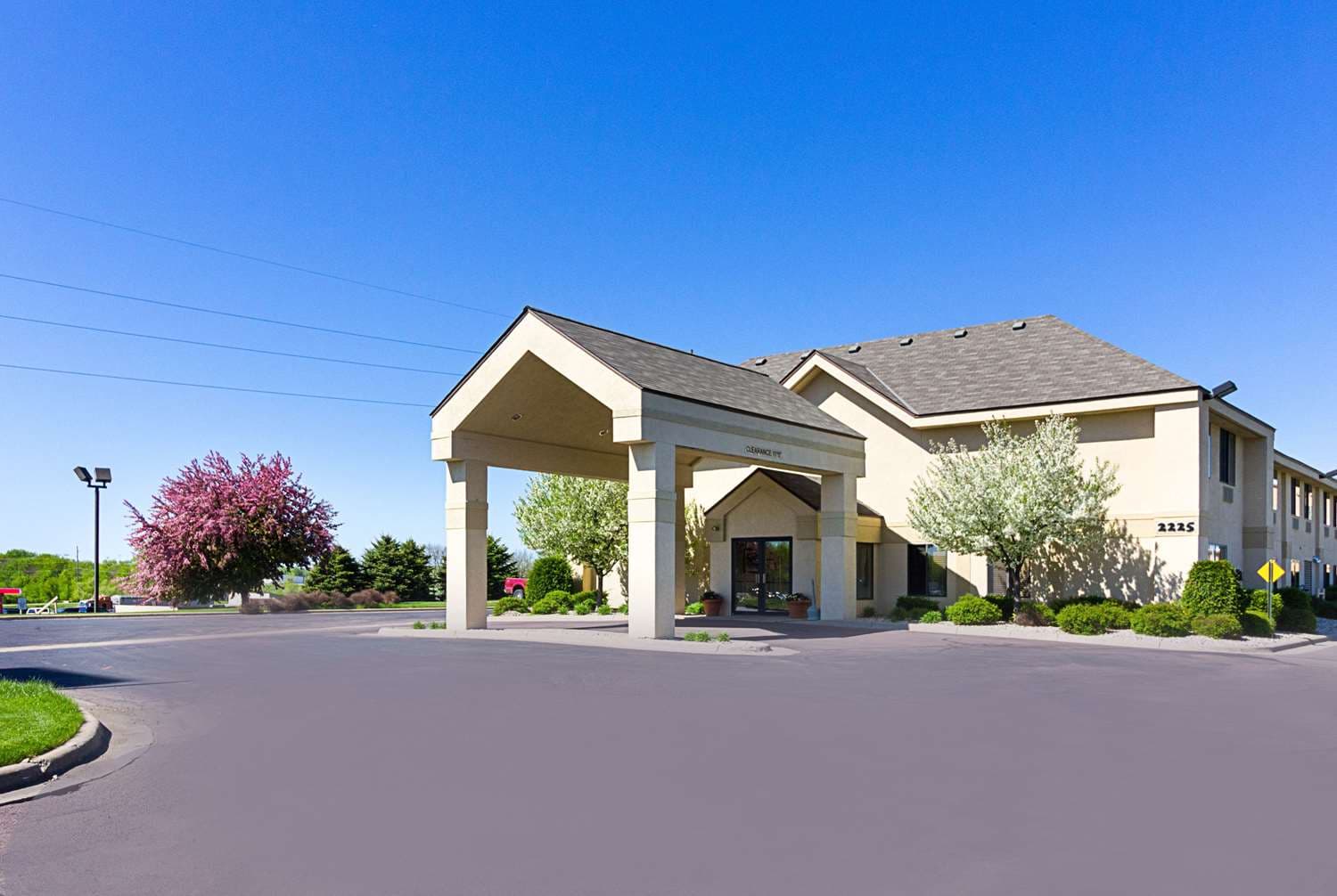 Quality Inn main