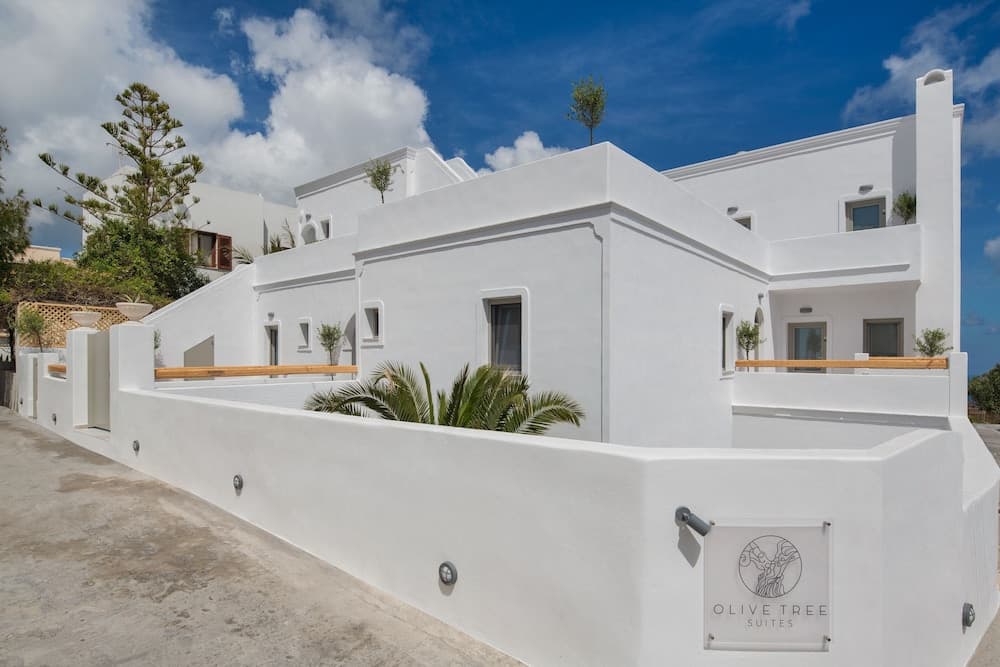 Olive Tree Suites Santorini