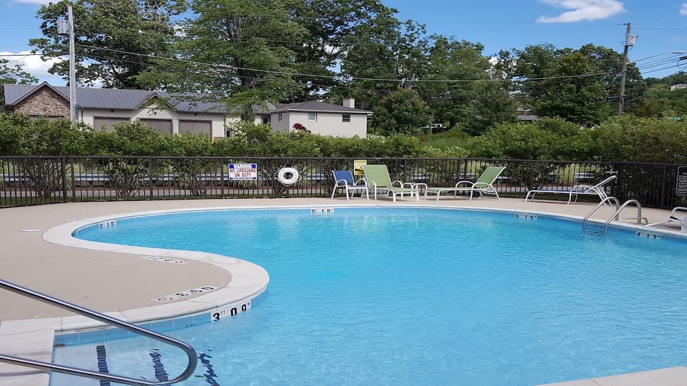 Holiday Inn Express Boone main