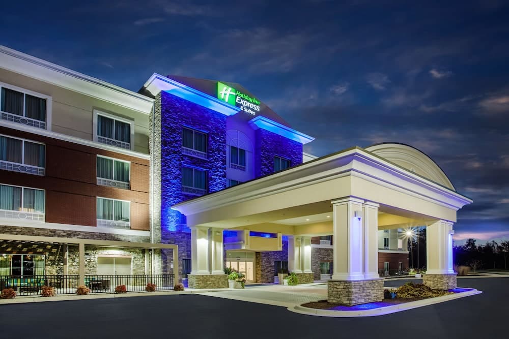 Holiday Inn Express And Suites Lexington Park Cali