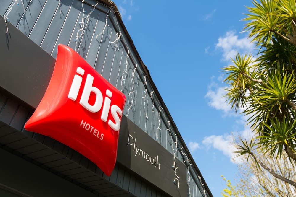 Ibis Plymouth Hotel main