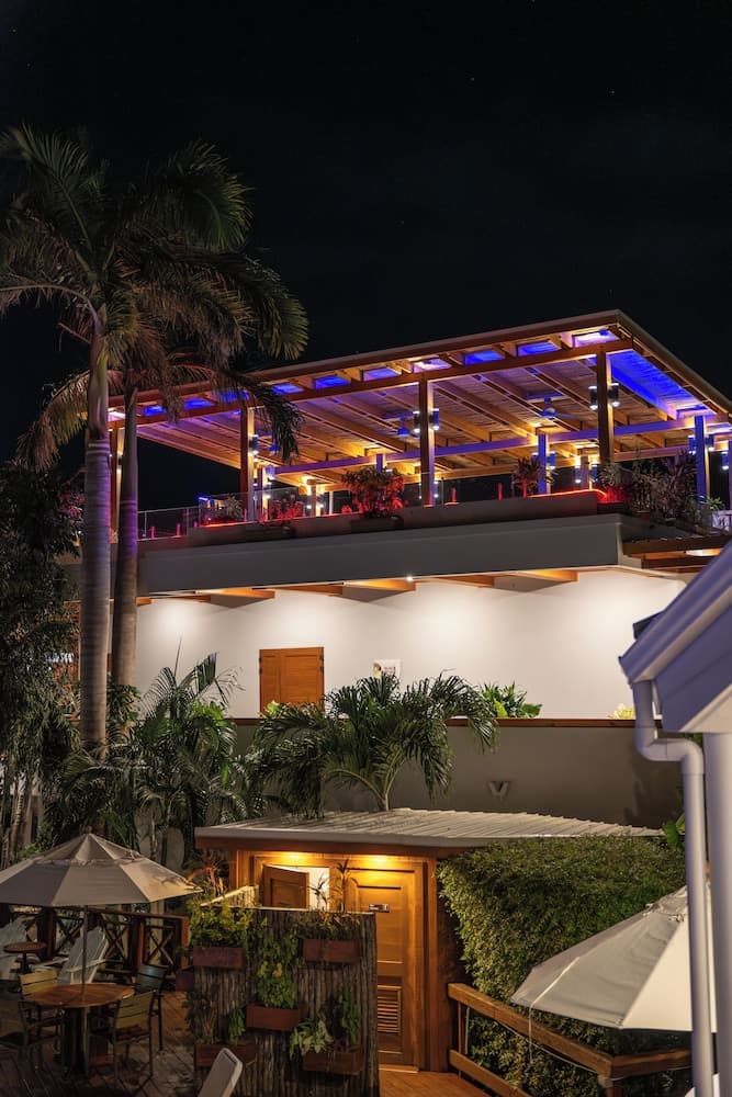 Best Western Plus Belize Biltmore Plaza main