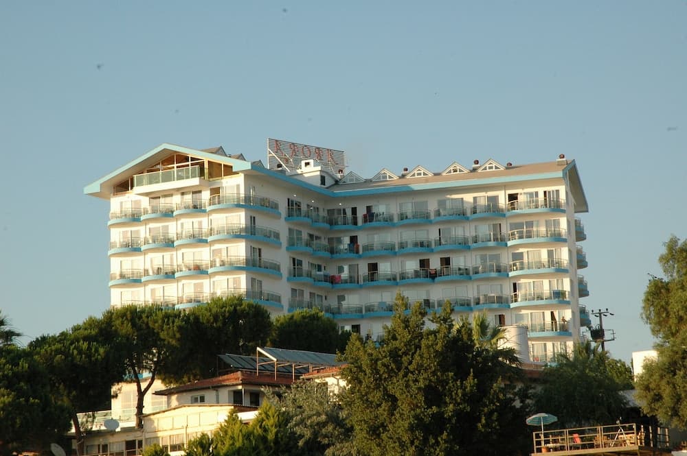 Arora Hotel main