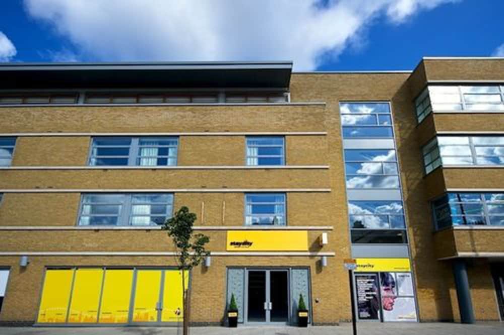 Staycity Aparthotels London - Greenwich High Road main