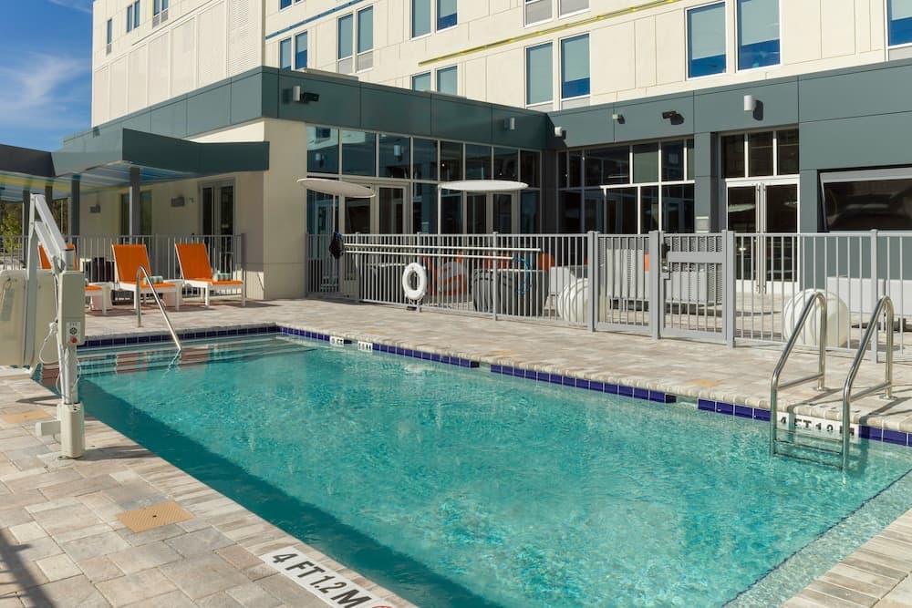 Aloft Gainesville University Area main