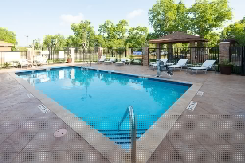 Staybridge Suites Lake Jackson main