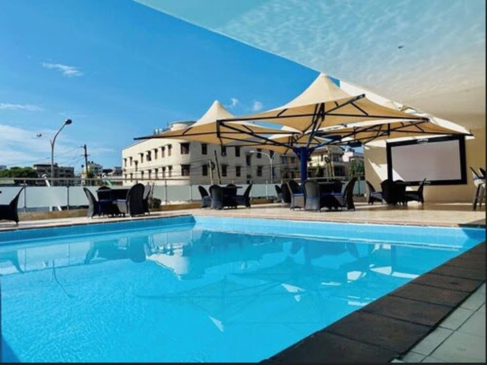 CBD Hotel main