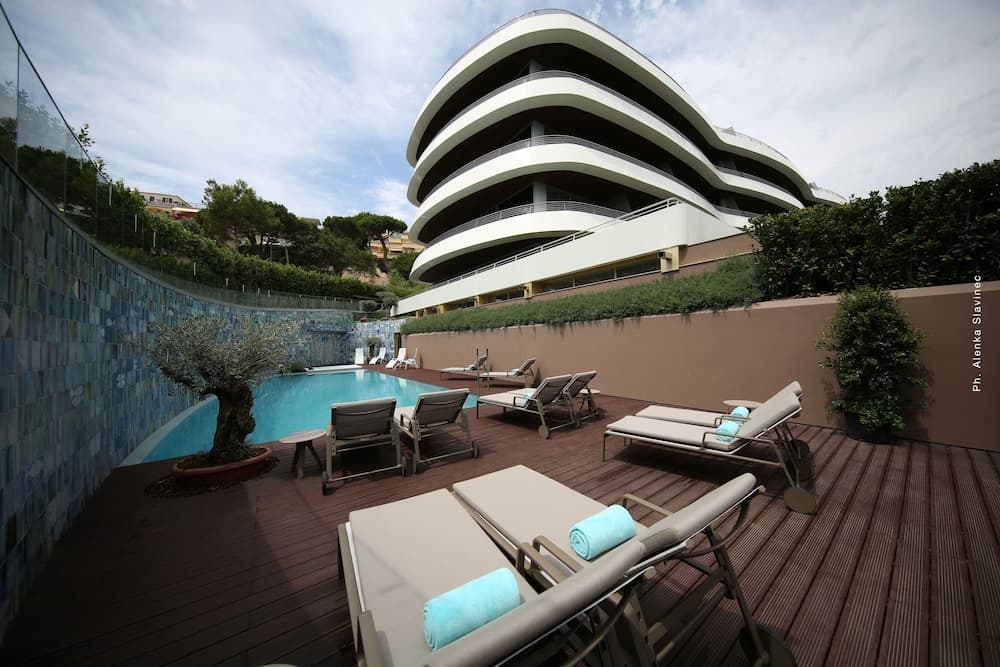 Alabriga Hotel & Home Suites main