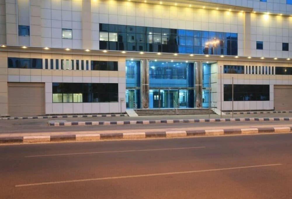 Snood Al Azama Hotel main