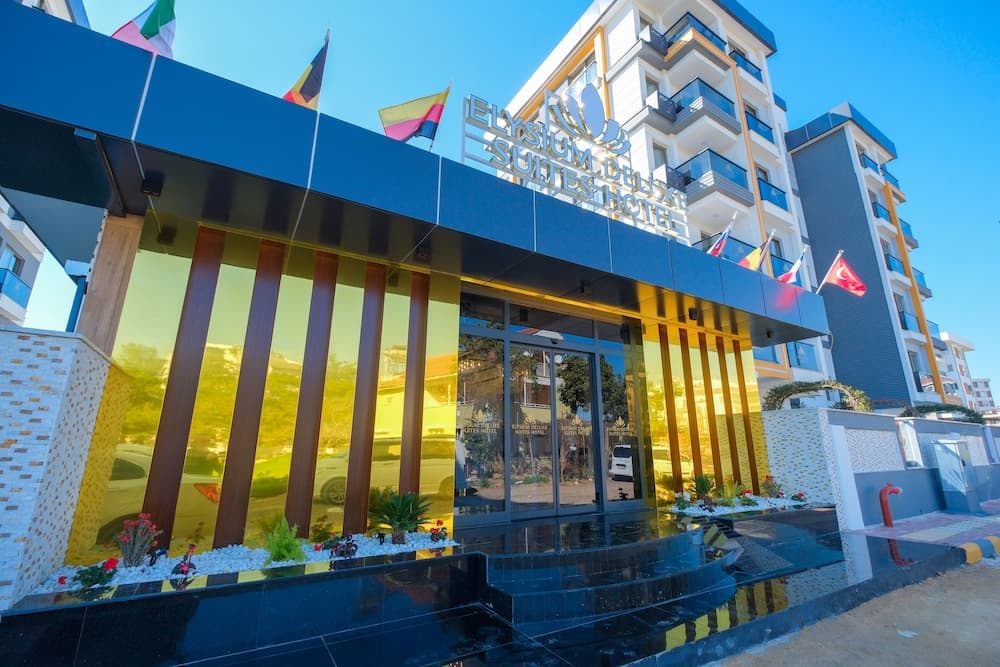 Elysium Deluxe Suites main