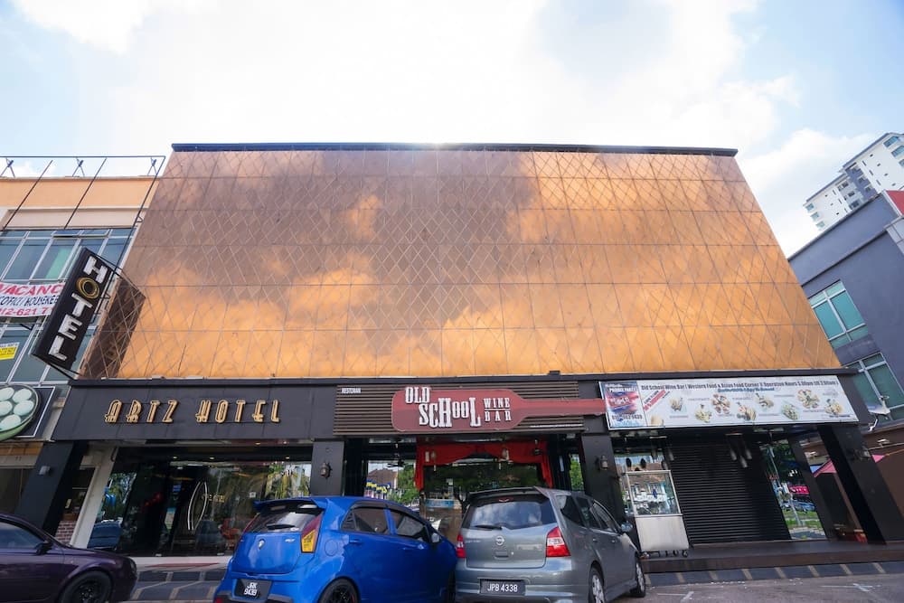Artz Hotel main