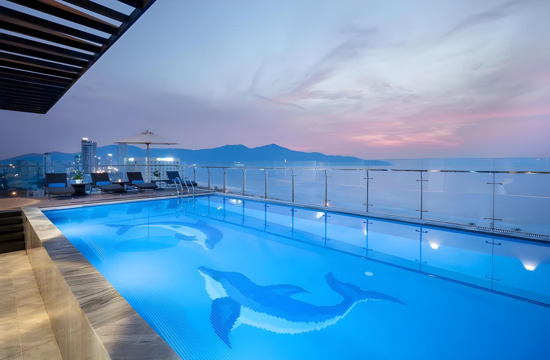 Sunny Ocean Hotel & Spa main