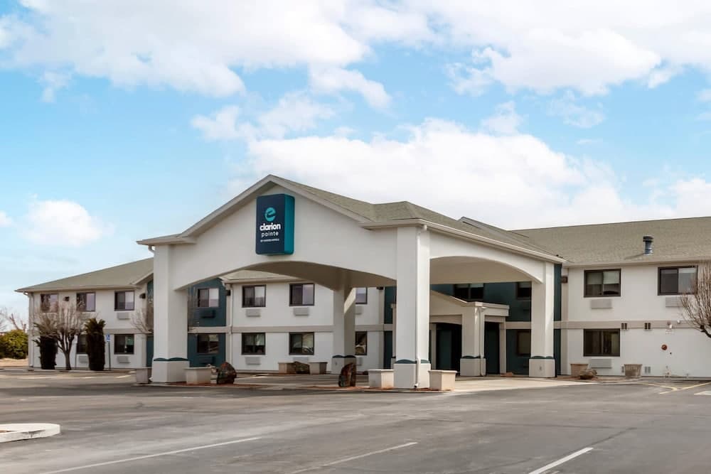 Clarion Pointe Prescott Valley main