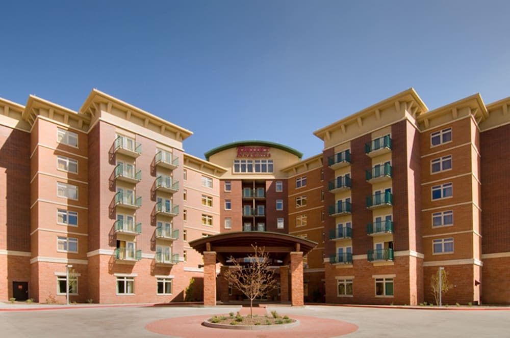 Drury Inn & Suites Flagstaff main