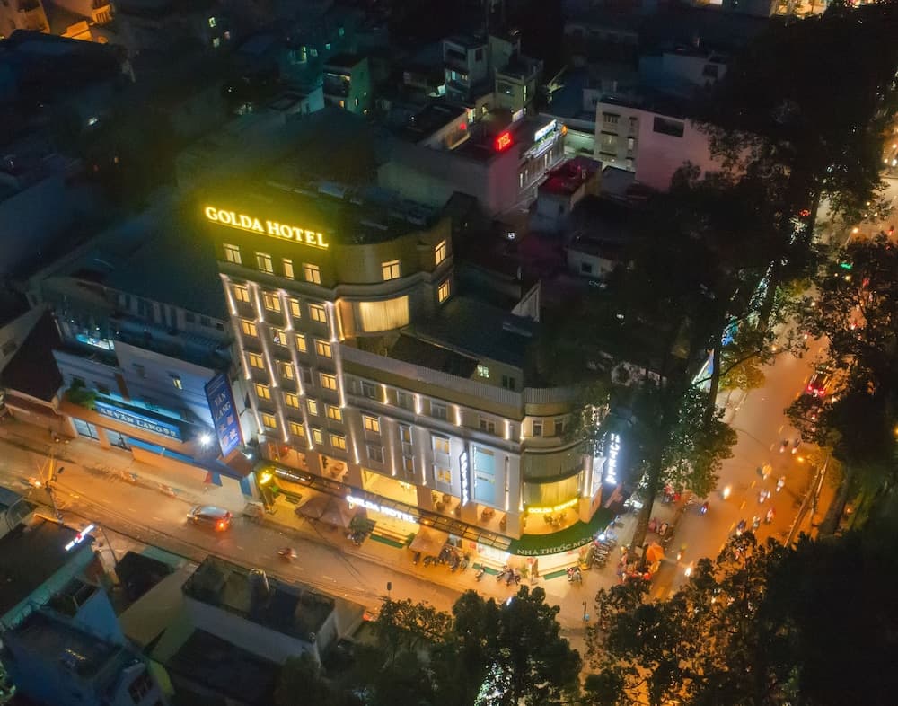 Golda Hotel main