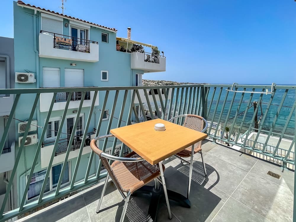 Alia Beach Hotel main
