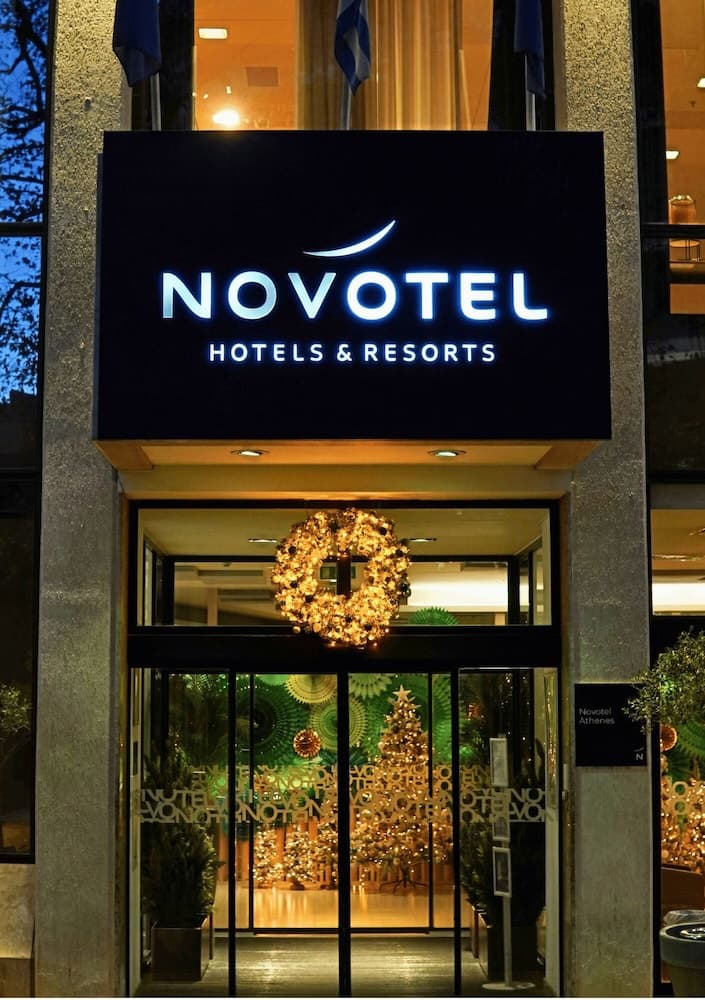Novotel Athenes main