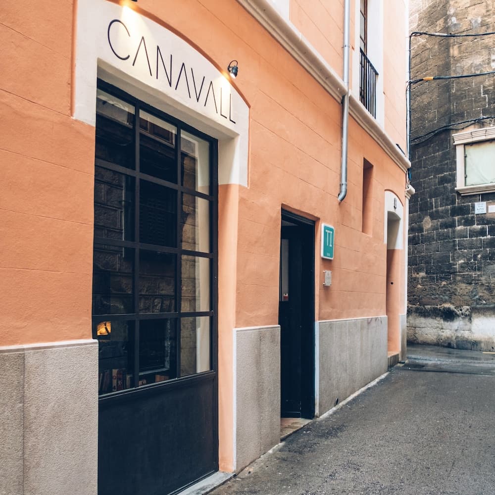 Canavall Rooms Y Apartamentos main