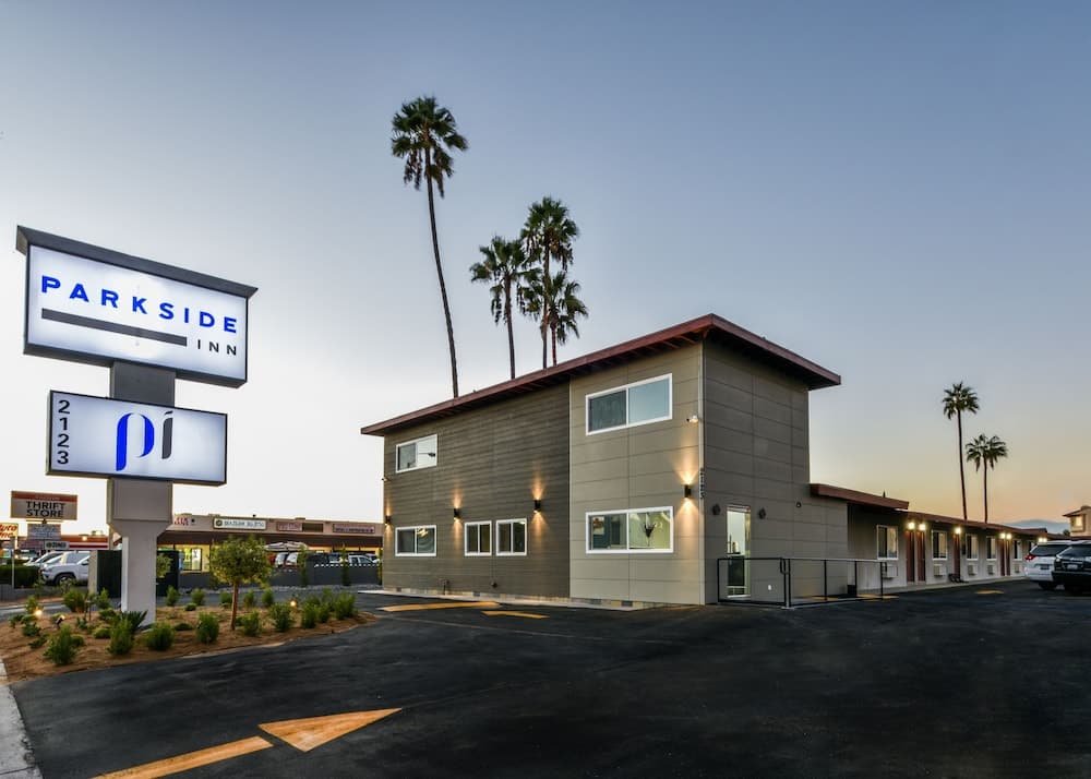 Parkside Inn Anaheim main