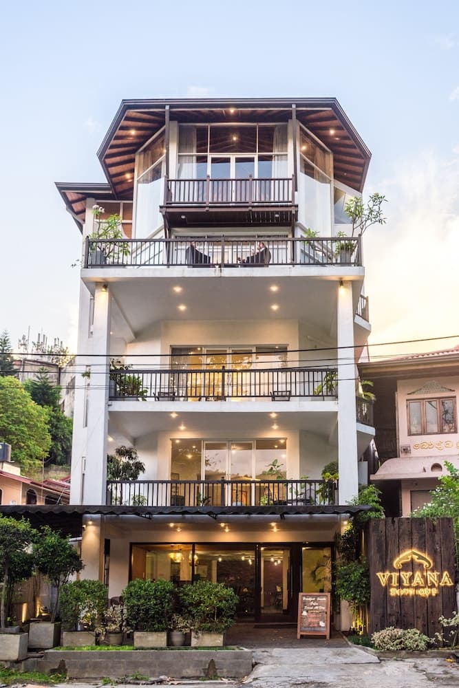 Viyana Boutique main