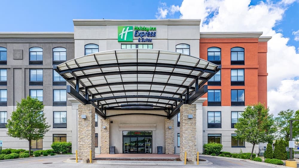 Holiday Inn Express & Suites Prospect Heights main
