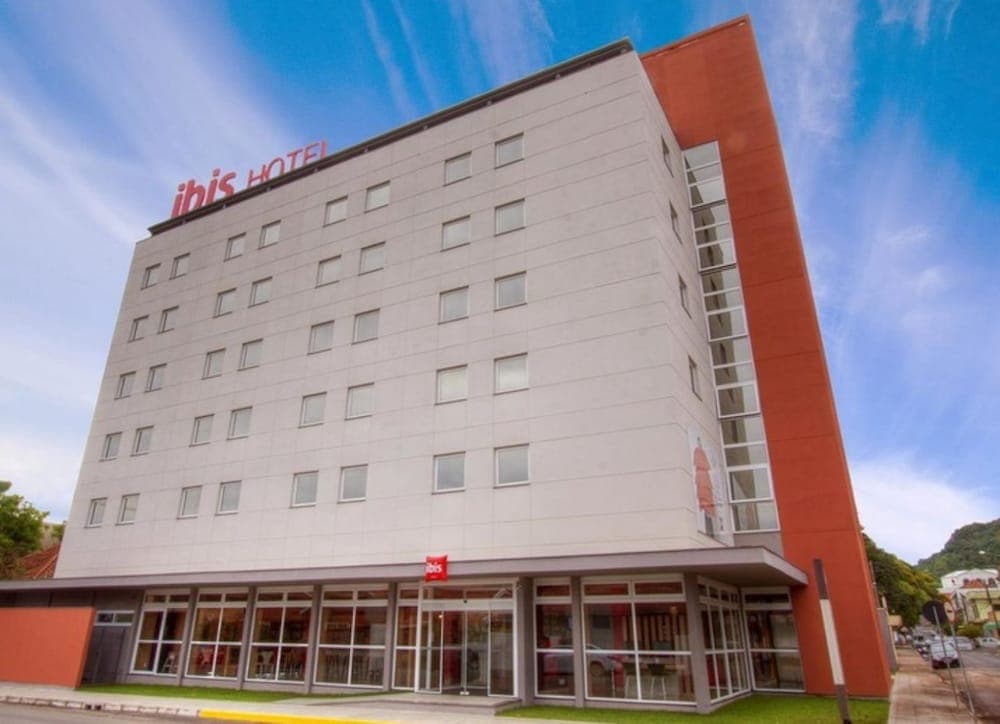 Hotel Ibis Montenegro main