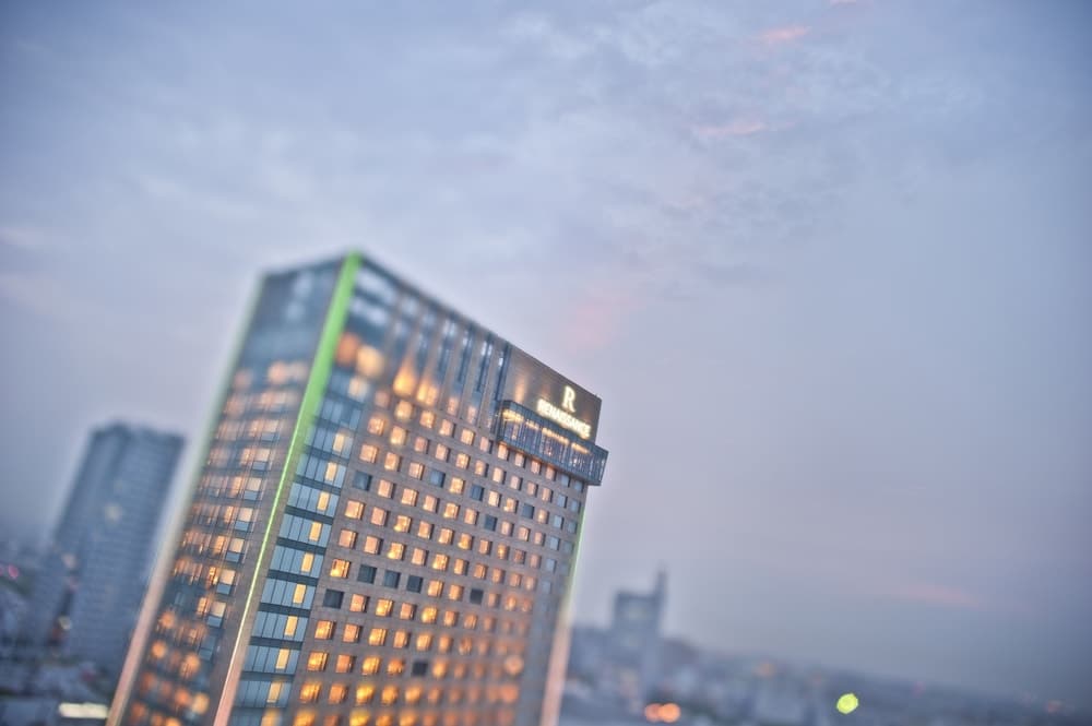 Renaissance Shanghai Caohejing Hotel main