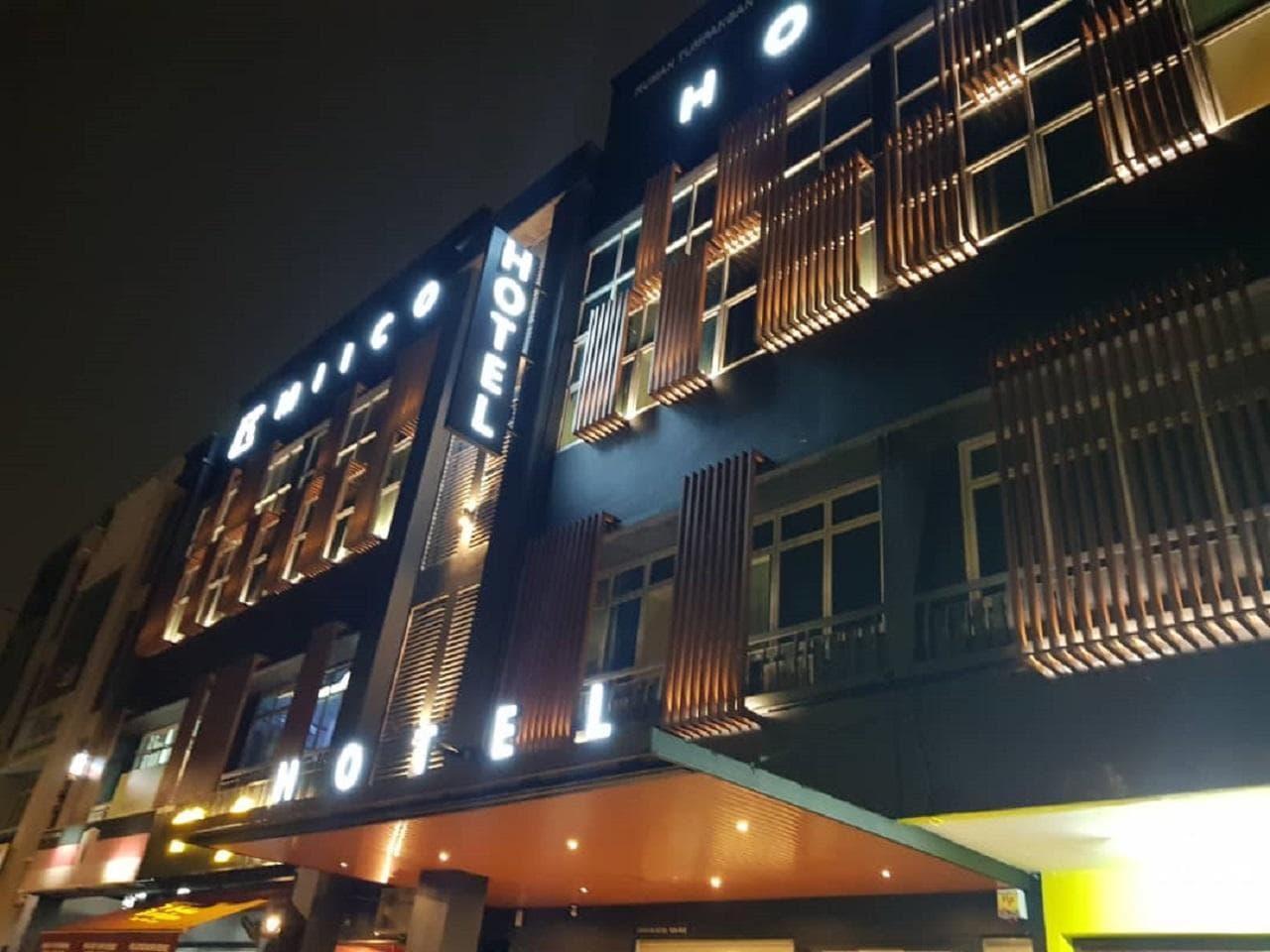 Check-In Hotel main