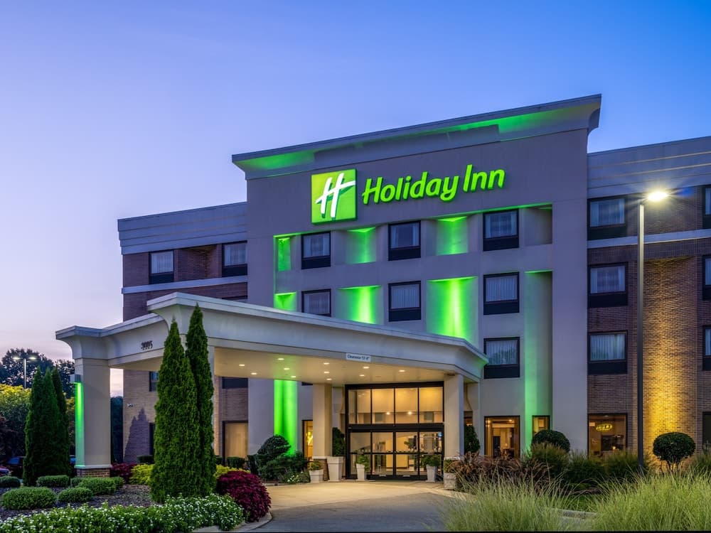 Holiday Inn Greensboro Coliseum main
